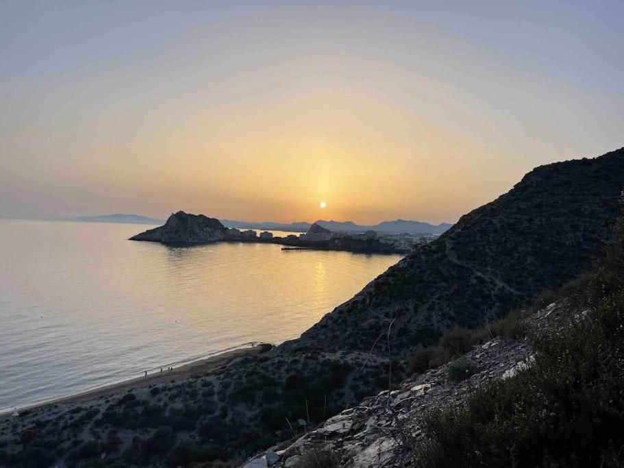 Luxury Designer Apartment - Unbeatable Sea Views Aguilas Exterior photo